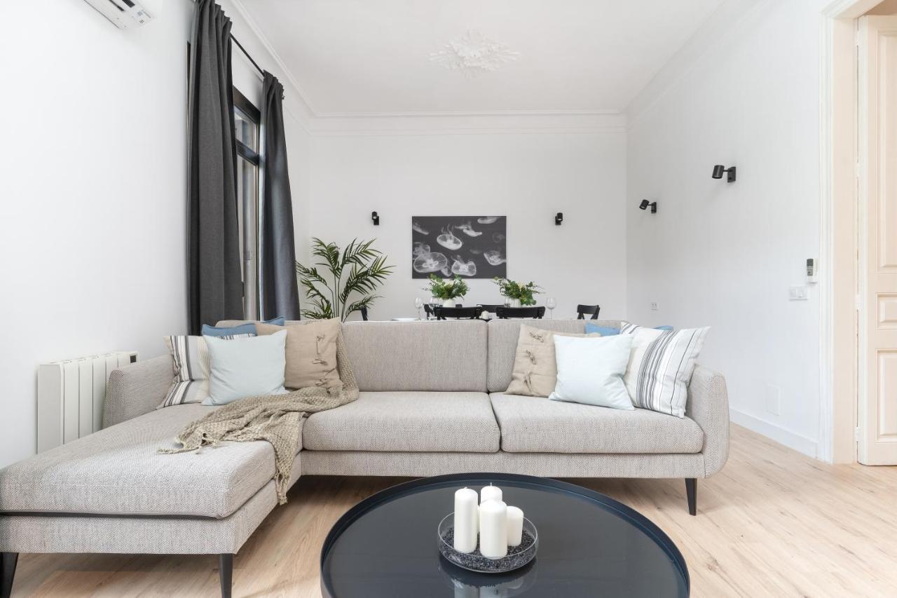 Lejlighed 5br - 3bh Luxury In The City Center Barcelona